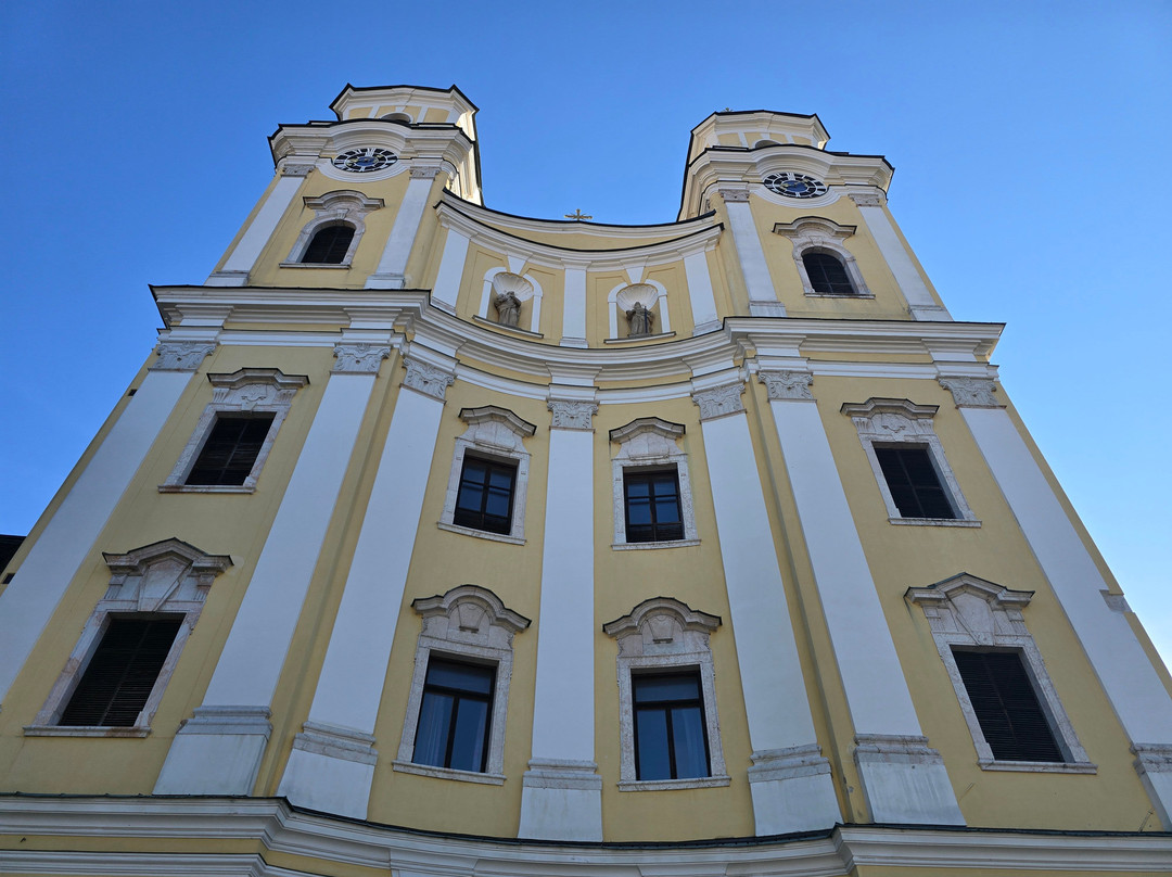 Basilika St. Michael-月亮湖必去景点