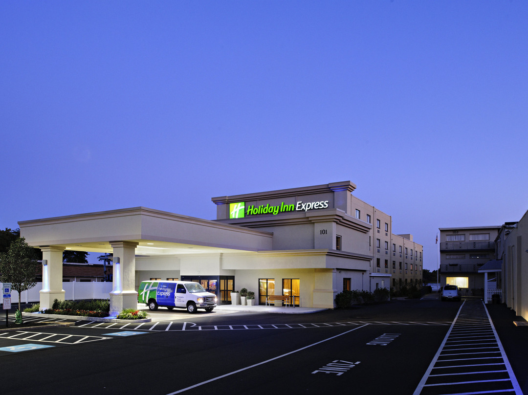 Holiday Inn Express Philadelphia Airport By IHG