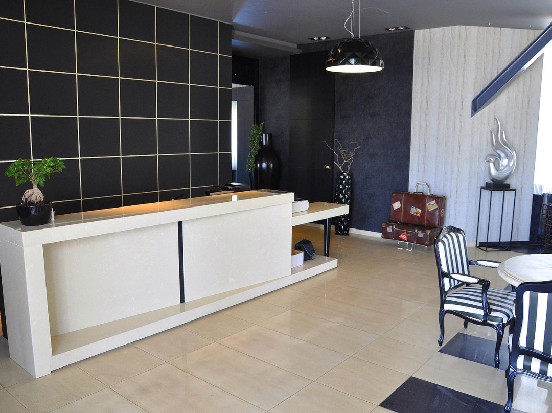 Potamia酒店住宿-Gallery Art Hotel