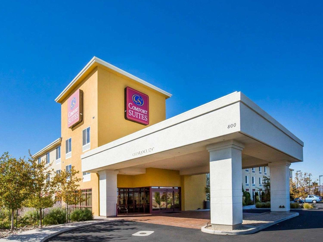 Comfort Suites Fernley主图