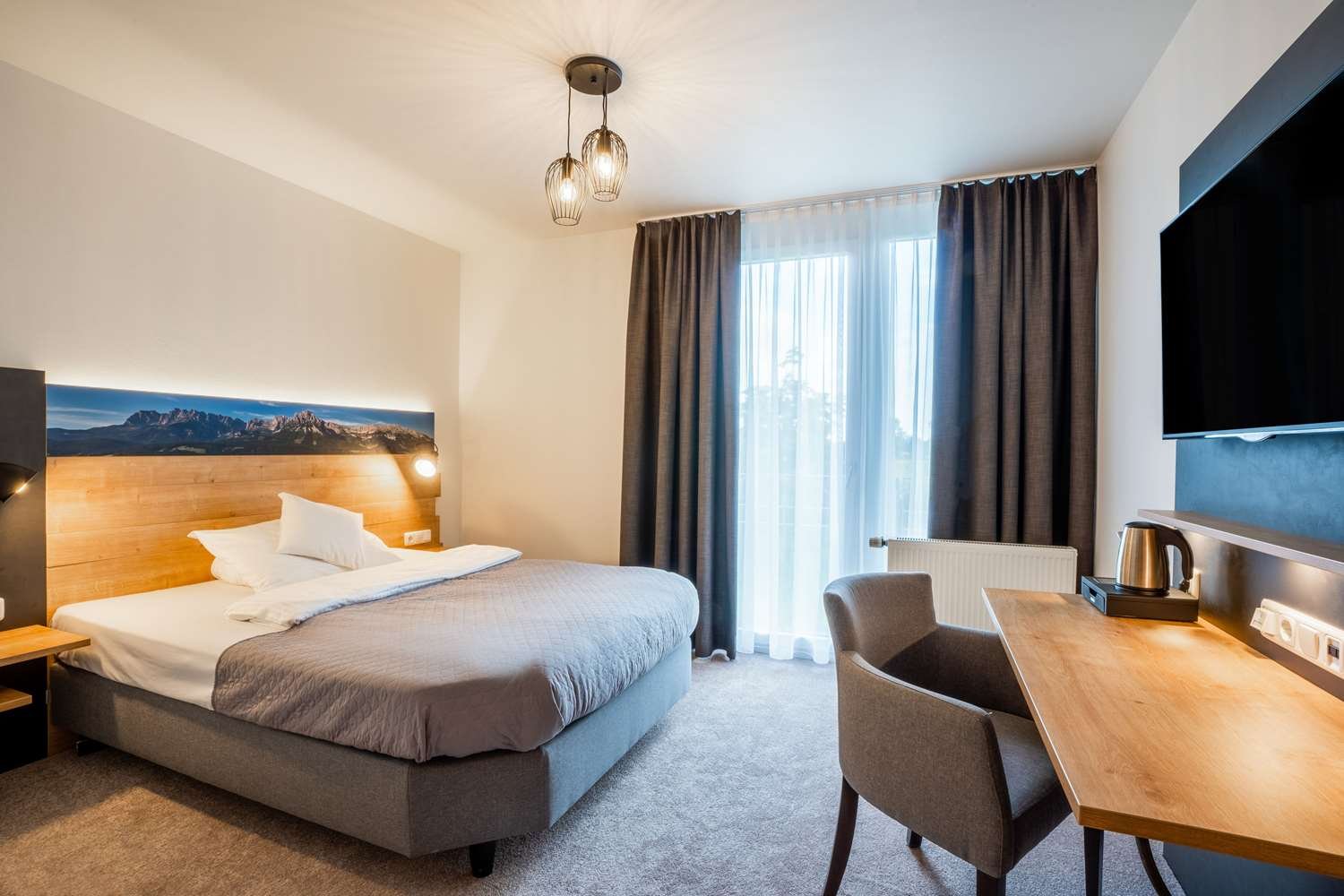 [M]eat & Stay Hotel-官方