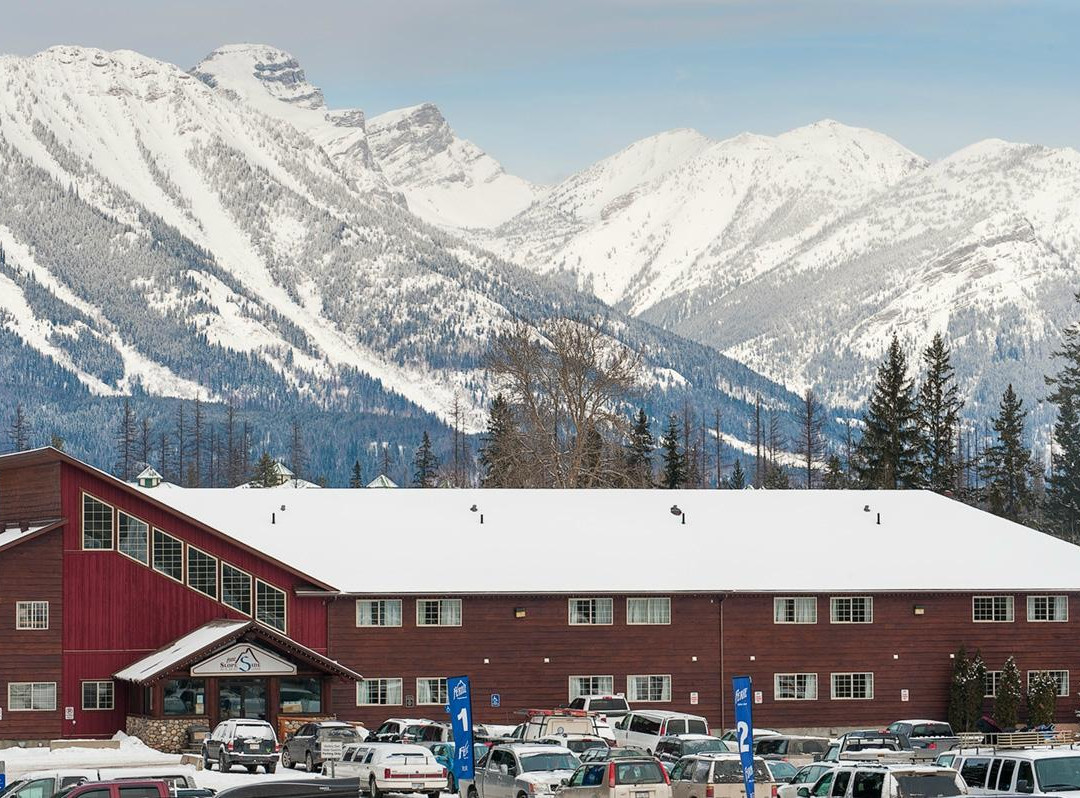 Fernie Slopeside Lodge