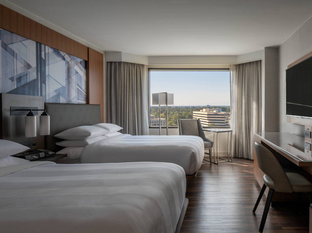 泰森斯角万豪酒店主图