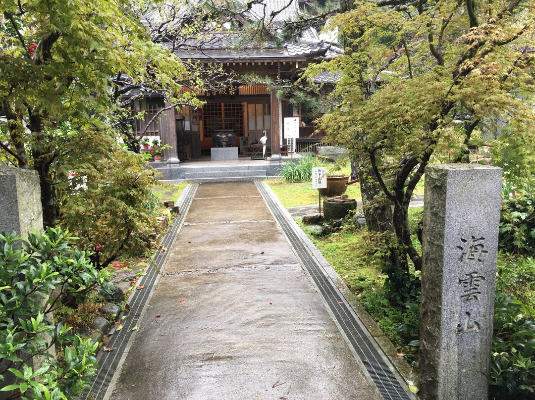 Gandenji Temple (Ganden Kannon)景点图片