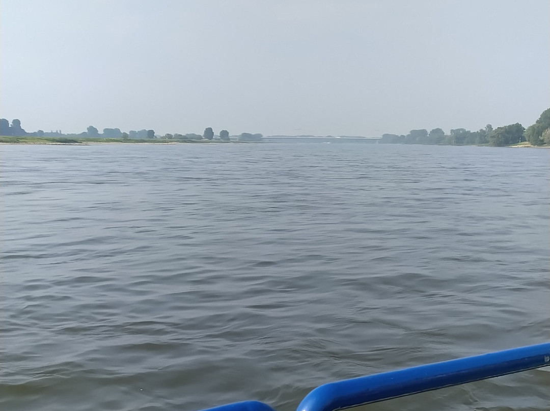 Rheinfähre Langst-Kaiserswerth-Meerbusch必去景点