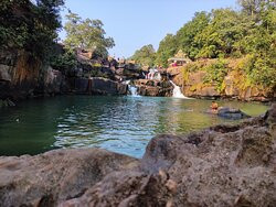 Koiliguhar Waterfall景点图片