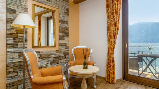 Lake Front Hotel Brenzone主图