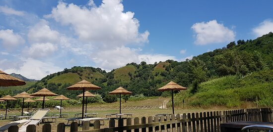 迷人的休闲酒店主图