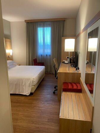 米兰马尔彭萨道玺温德姆酒店