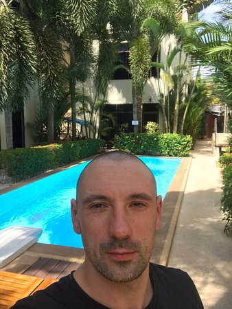 棕榈绿洲精品酒店主图