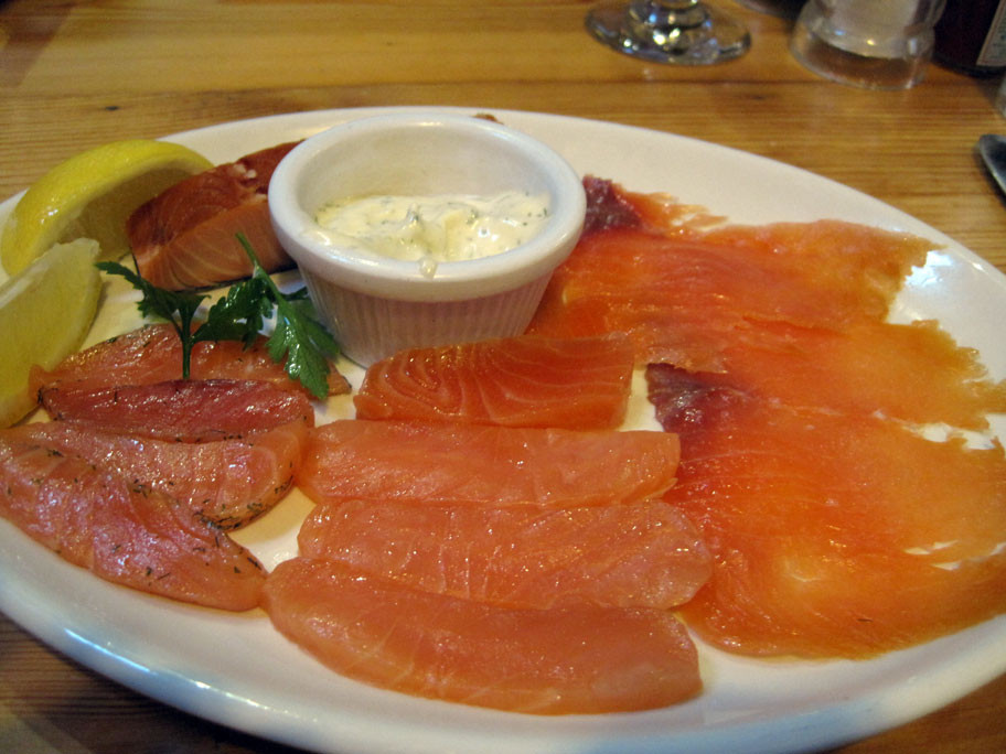 Cairndow餐馆和美食-Loch Fyne Oyster Bar