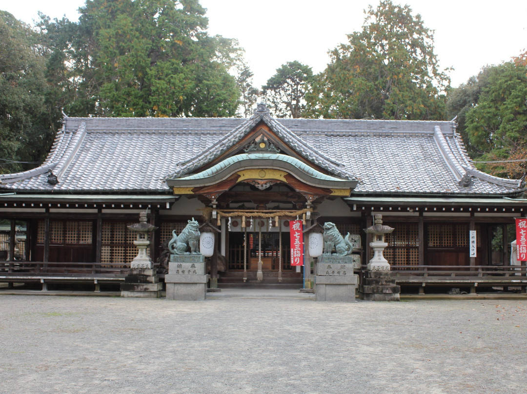 Hinen Shrine景点图片