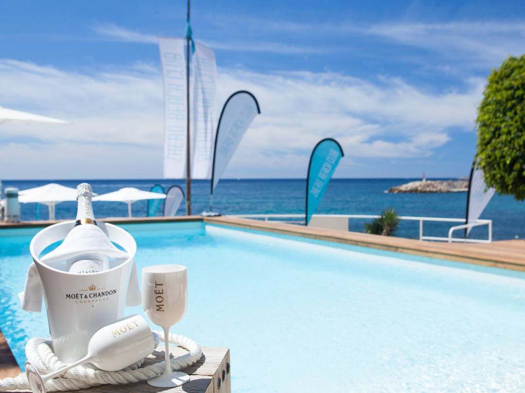 San Agustin餐馆和美食-Zhero Beach Club