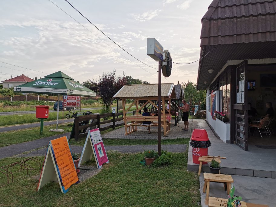 Tekergő Bicycle Rest and Camping Site