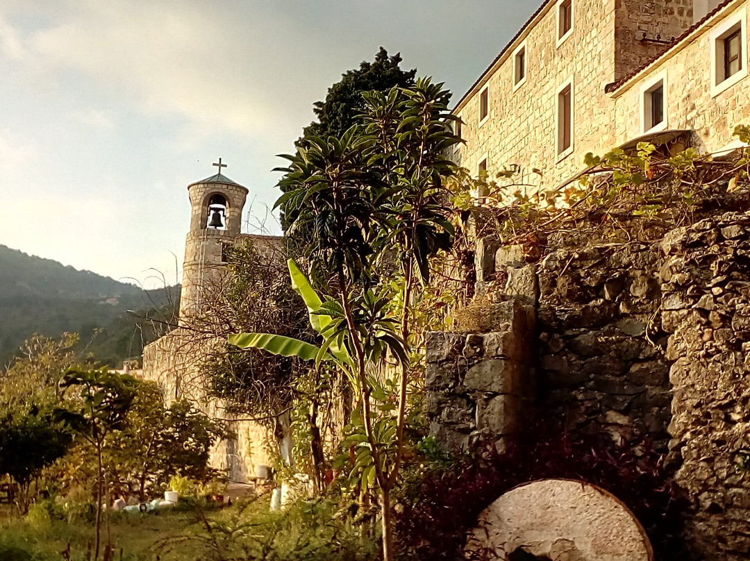 Podmaine Monastery-布德瓦必去景点