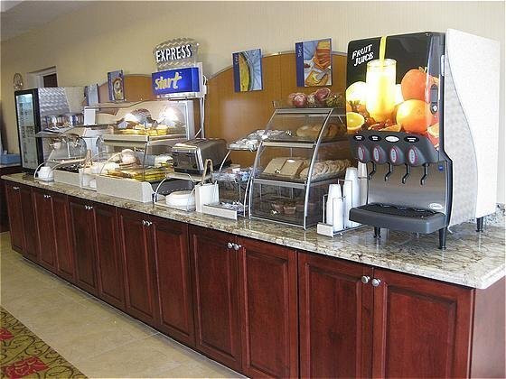 Holiday Inn Express & Suites Orlando South-Davenport by IHG主图