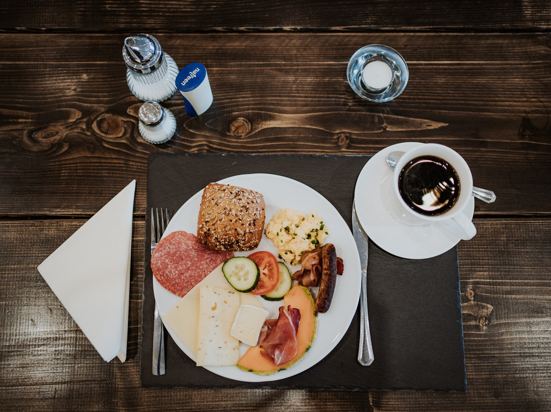 鲁布罗克斯餐厅酒店主图