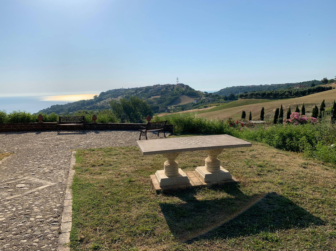 马奇纳农庄酒店主图