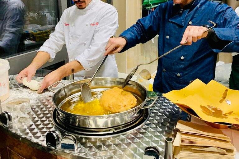 Cooking Classes in Naples San Carlo 17-那不勒斯必去景点