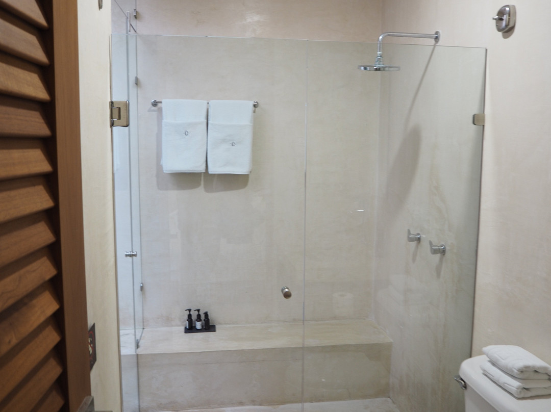 Colonté Hotel Origen主图