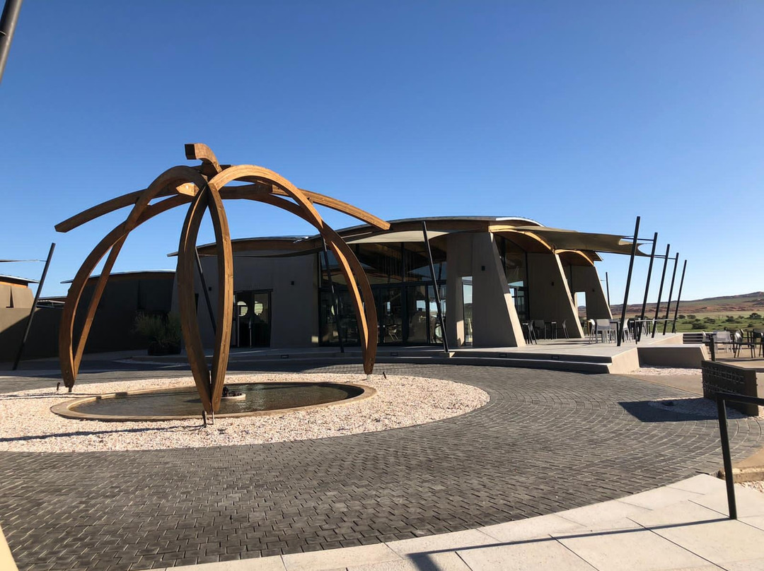 The Desert Grace主图