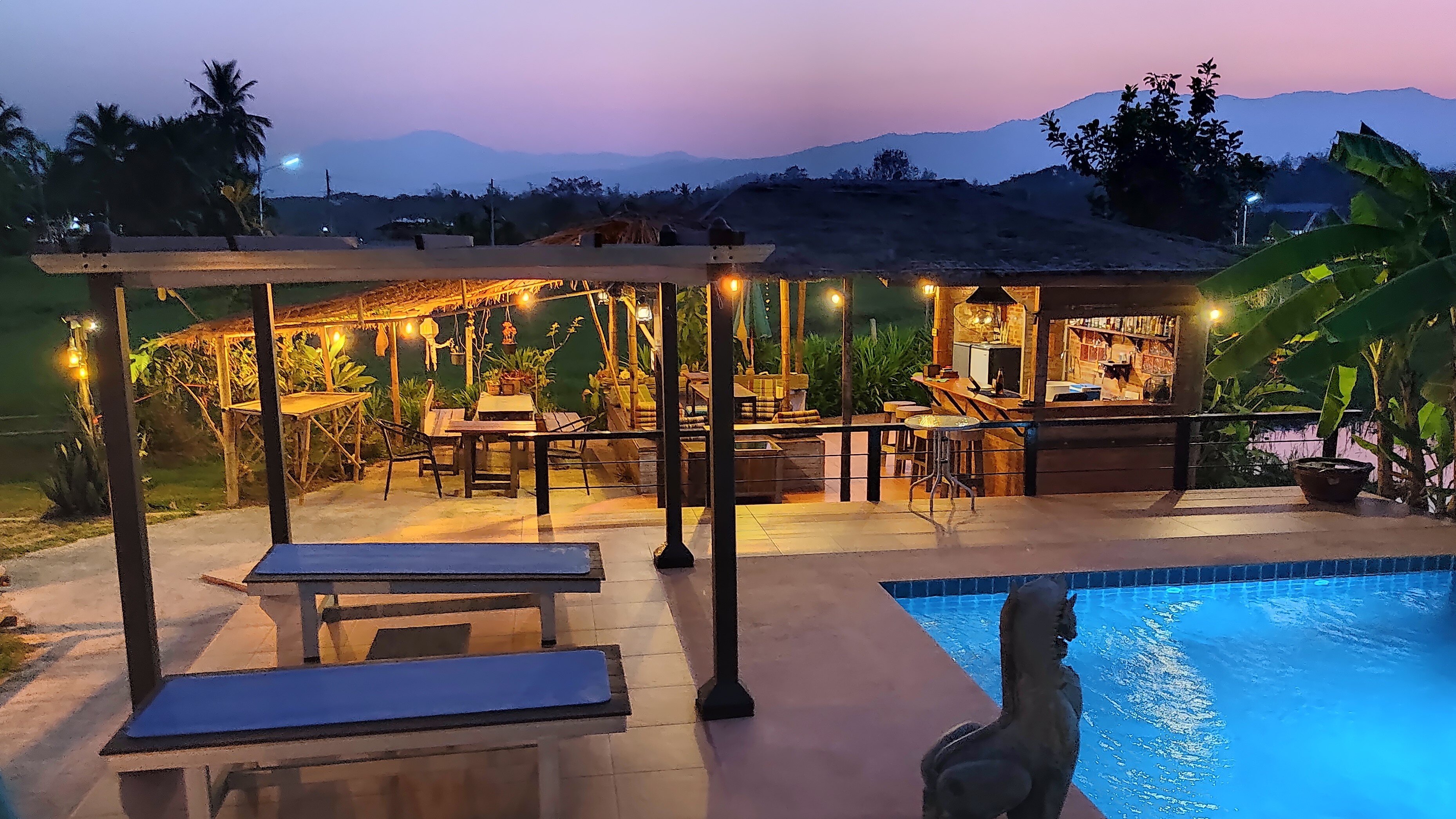 Country Retreat-官方