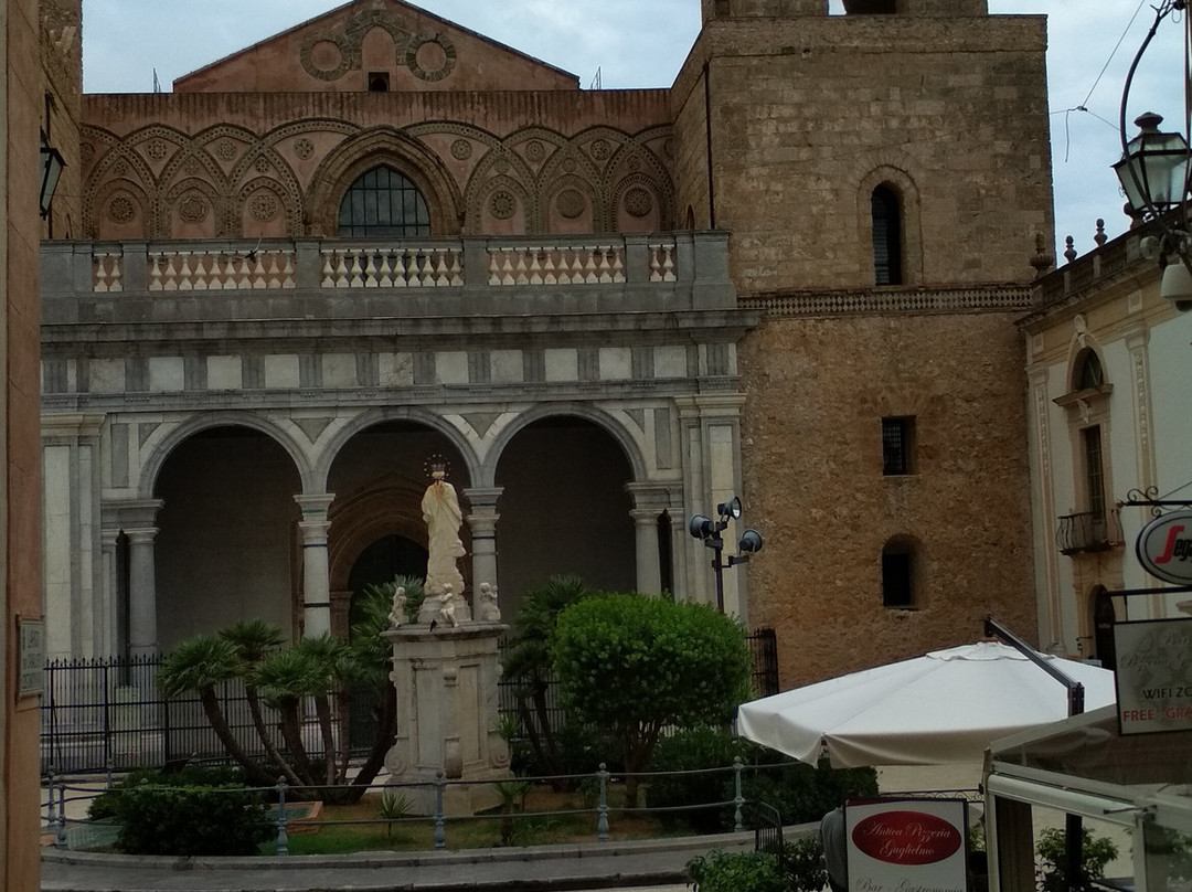 Piazza Guglielmo II-Monreale必去景点
