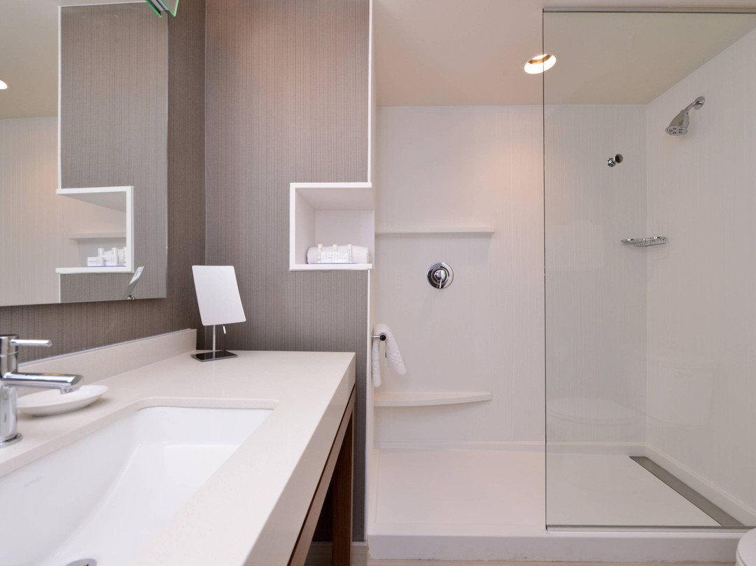 Courtyard by Marriott Toledo North主图