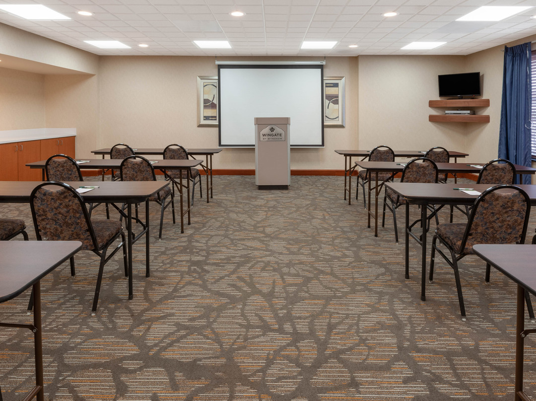 Wingate by Wyndham Erie主图