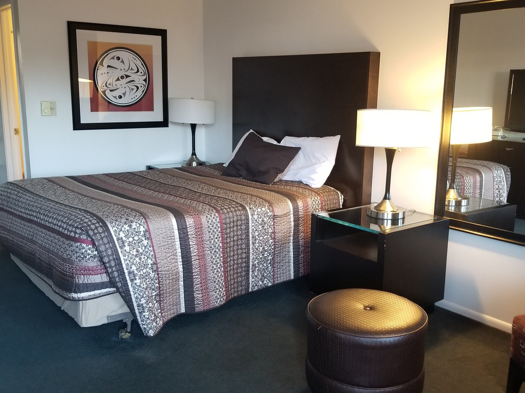 Cougar Land Motel主图