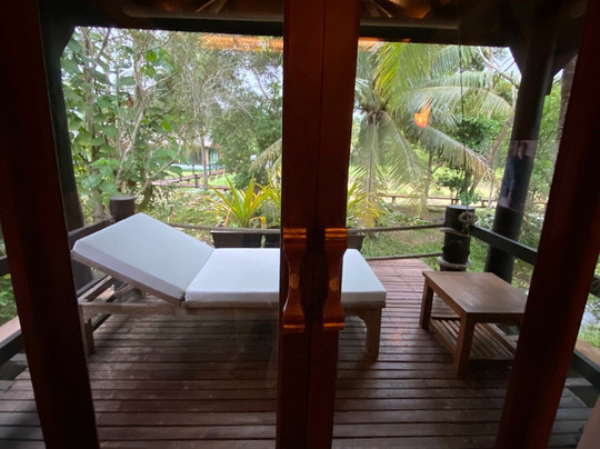 春蓬图斯塔度假村