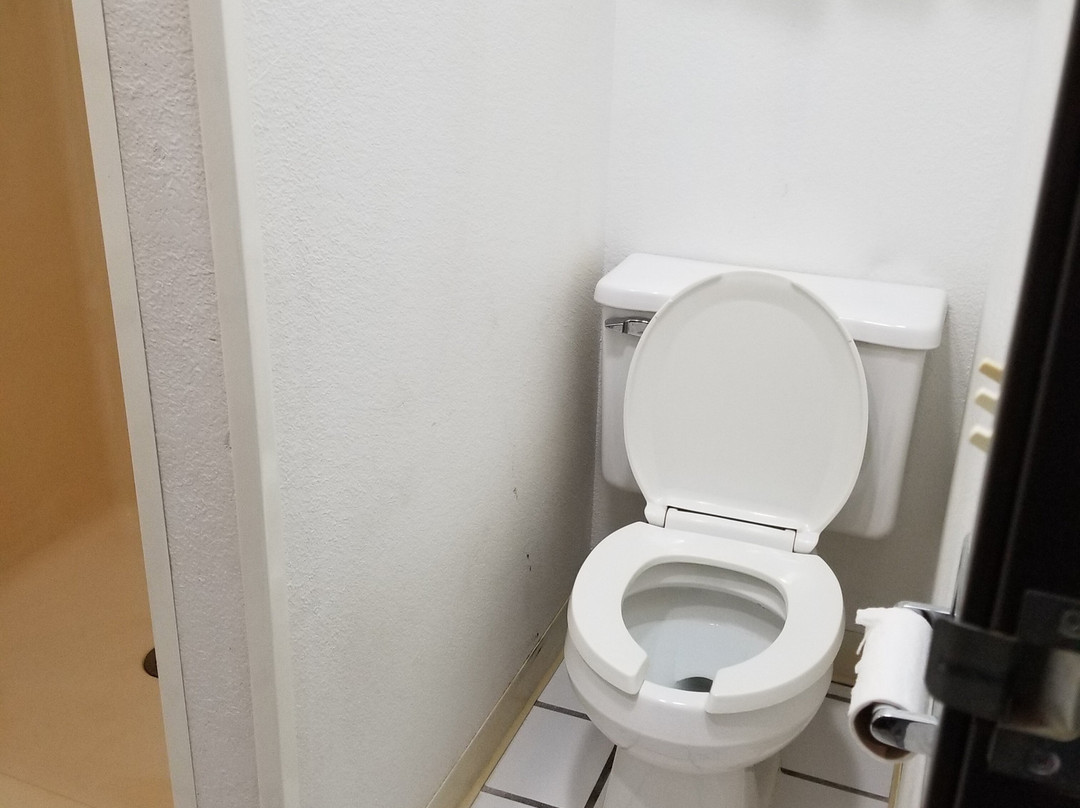 Super 8 by Wyndham Coshocton Roscoe Village主图