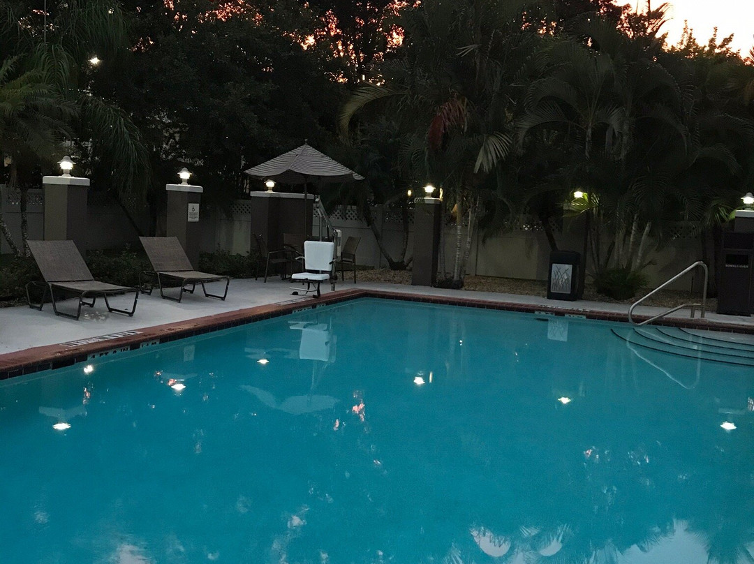 Best Western Plus Bradenton Hotel & Suites主图