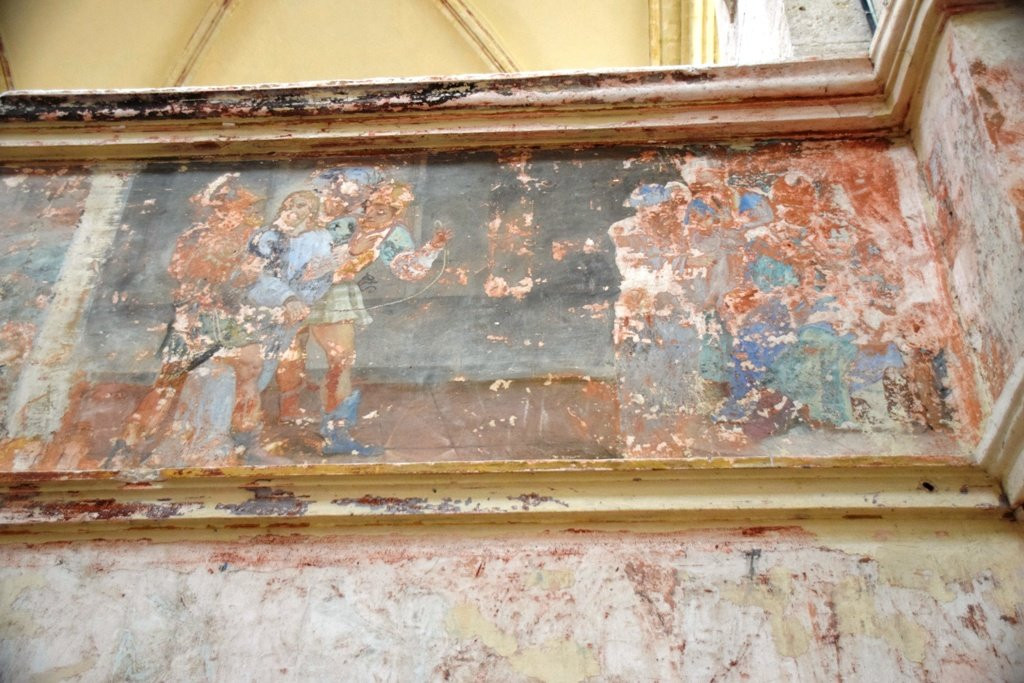 Collegiale Saint Martin-Champeaux必去景点