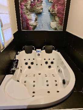 Akla Hotel Suites Santillana主图