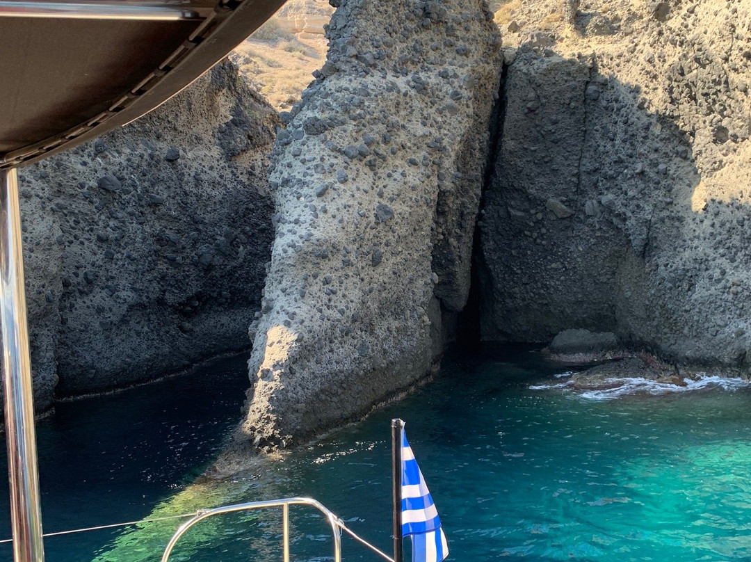 Mediterranean Dive Club-佩里萨必去景点