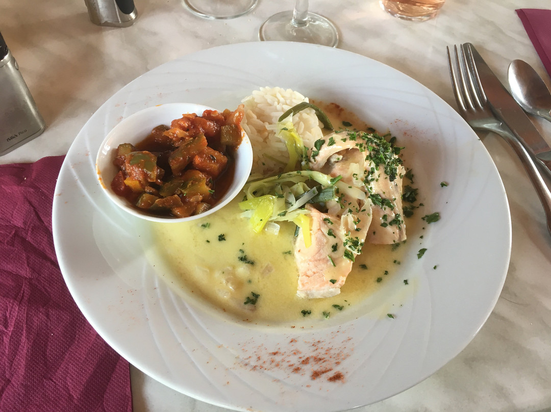 Hotel-Restaurant Douce France主图