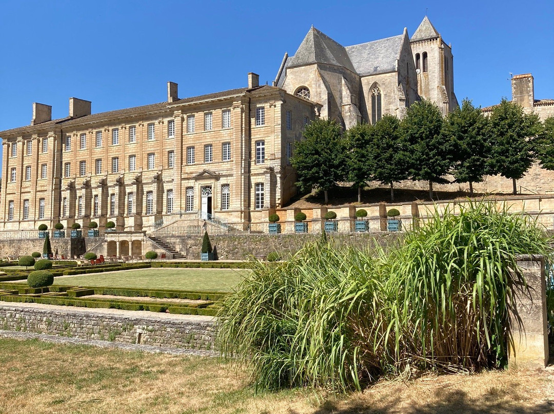 Abbaye royale de celles sur belle景点图片