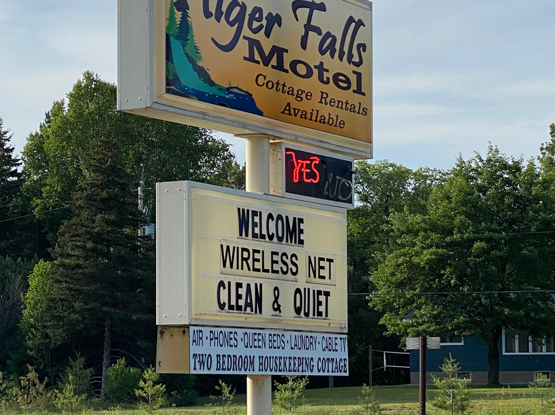 阿尔及尔瀑布汽车旅馆主图