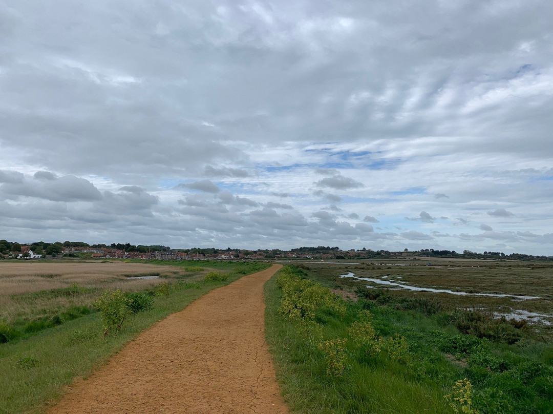 Cley Marshes Nature Reserve and Beach景点图片