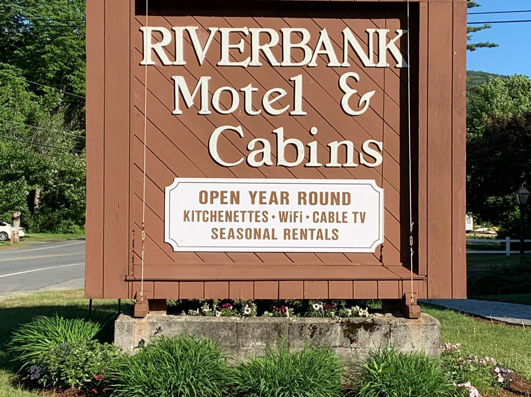 Riverbank Motel & Cabins主图