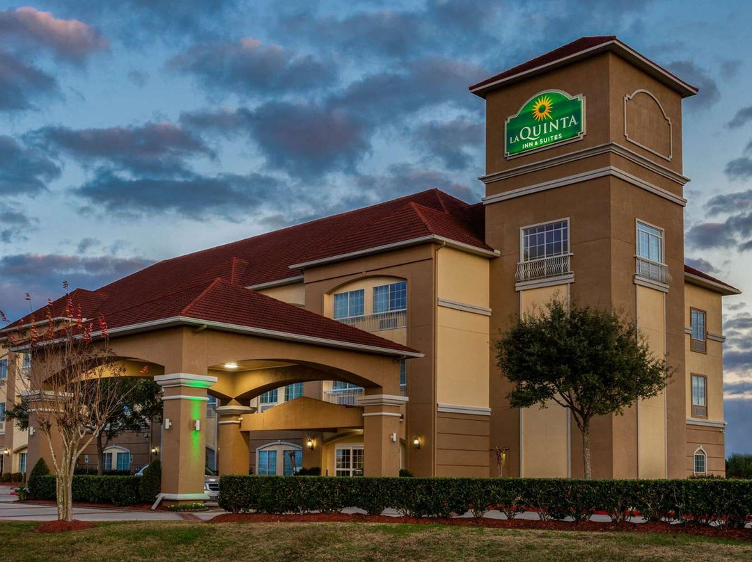La Quinta Inn & Suites by Wyndham Angleton主图