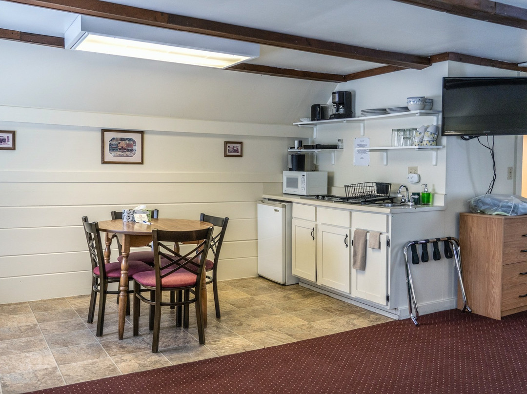 Mount Whittier Motel主图