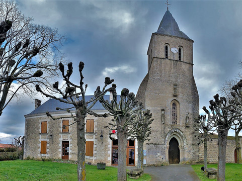 Eglise Saint Michel-Craon必去景点
