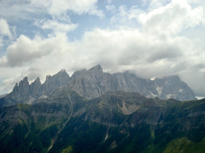 Lago di Cavia景点图片