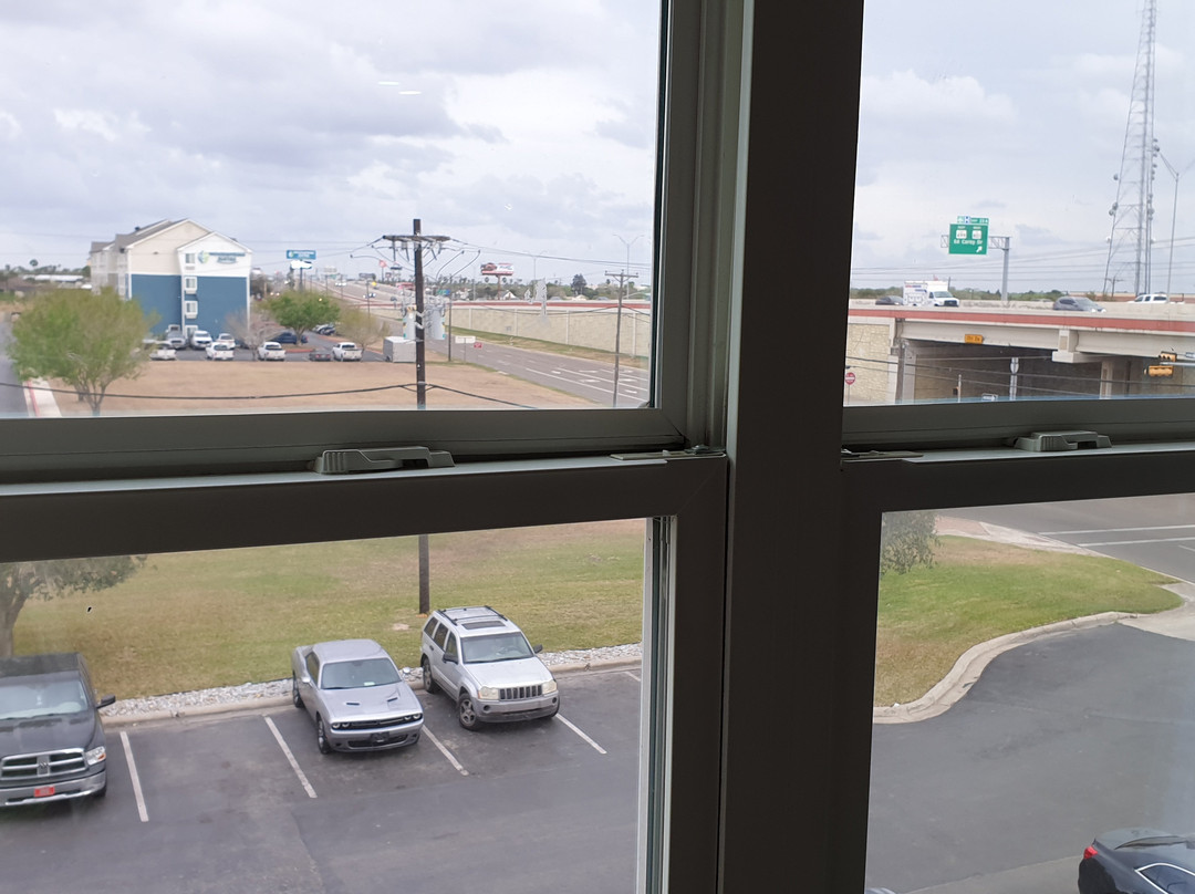 Country Inn & Suites by Radisson, Harlingen, TX主图