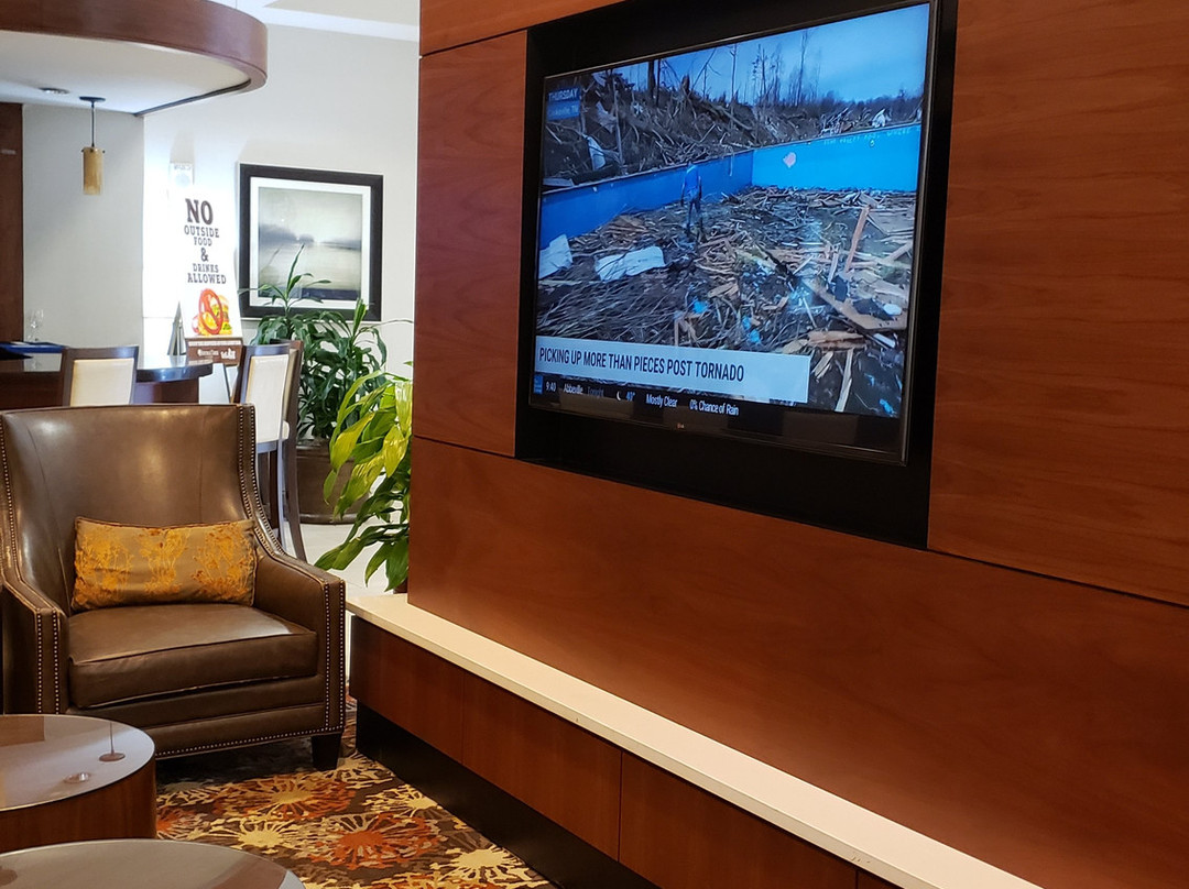 DoubleTree by Hilton Lafayette主图