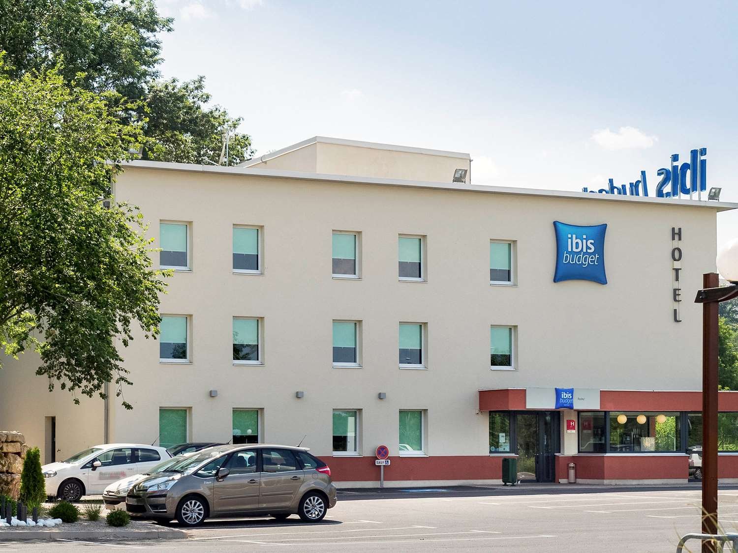 Ibis Budget Rodez-官方
