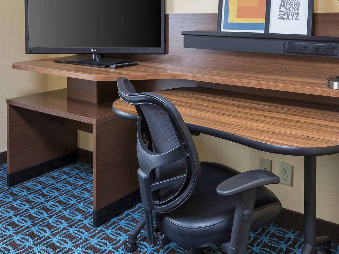 林肯万枫酒店主图