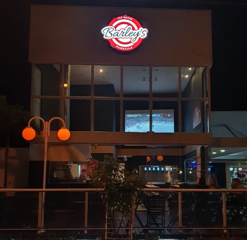 Barleys Tap House e Parrilla